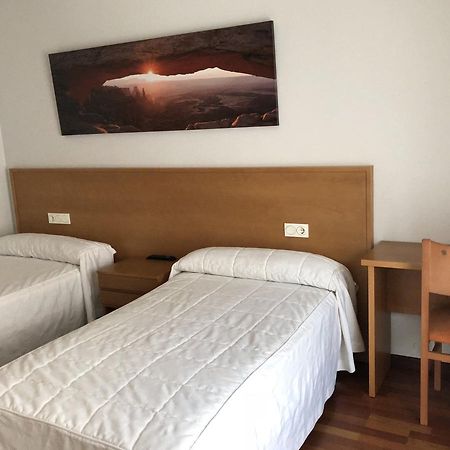 Hostal El Poligono Zamora Kültér fotó